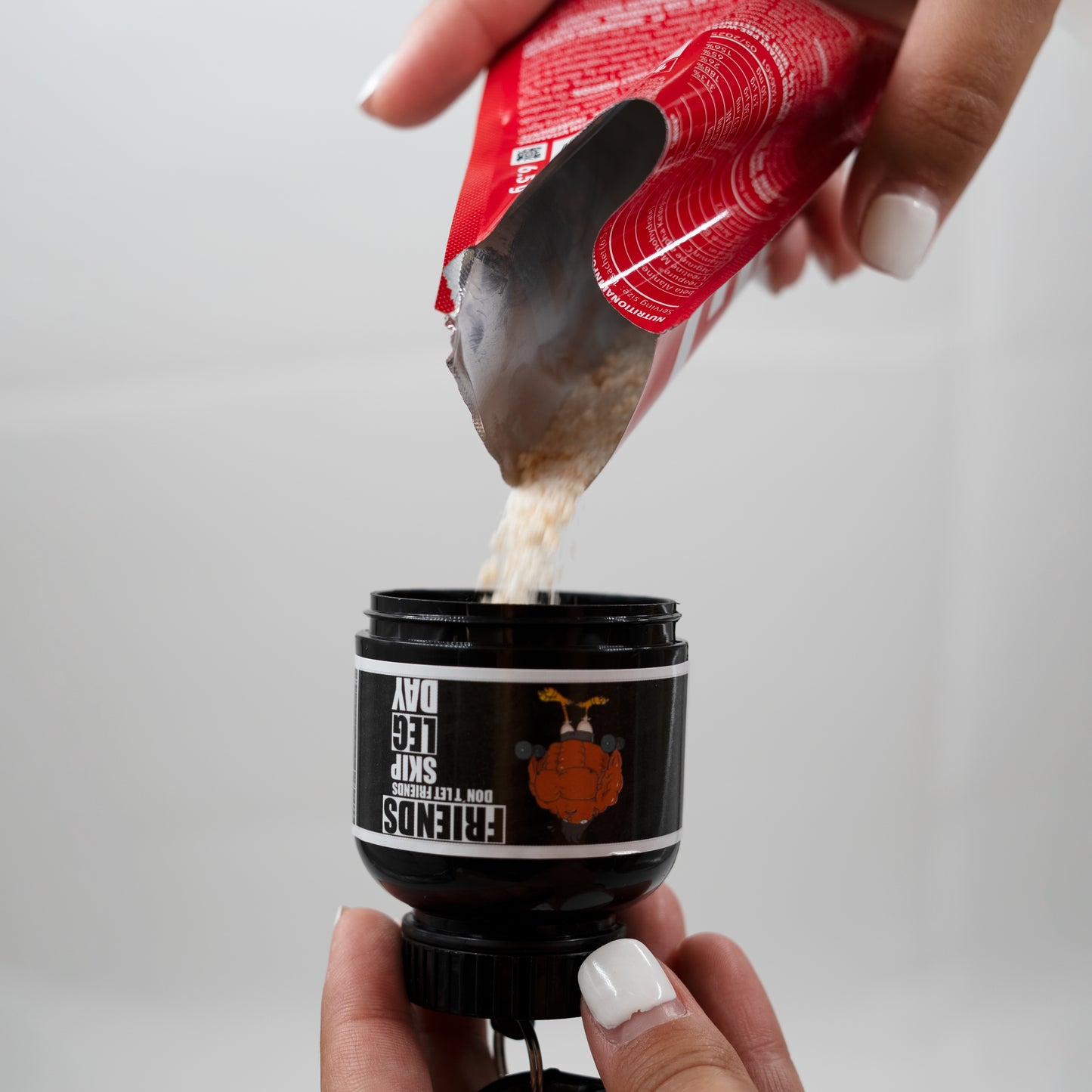 FRIENDS DON´T LET FRIENDS SKIP LEG DAY (100ml)